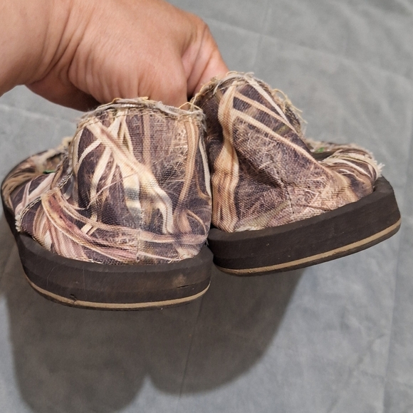 Sanuk Camouflage Flats - Picture 2 of 5